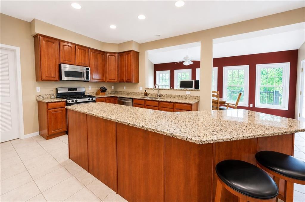 112 Scenic Ridge Drive Venetia, PA 15367 - Photo 14 of 45