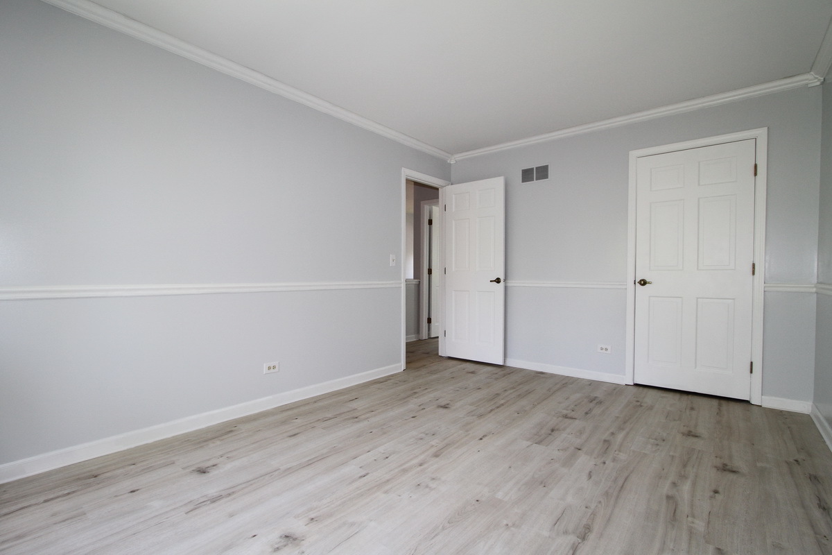 1960 Slippery Rock Road Naperville, IL 60565 - Photo 16 of 22 a view of an empty room