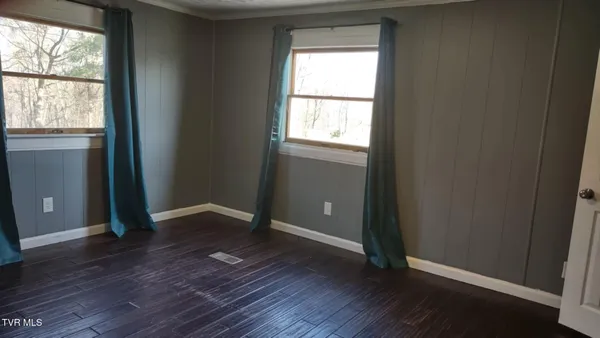 $125,000 | 279 State Rte Road, Clintwood, VA 24228