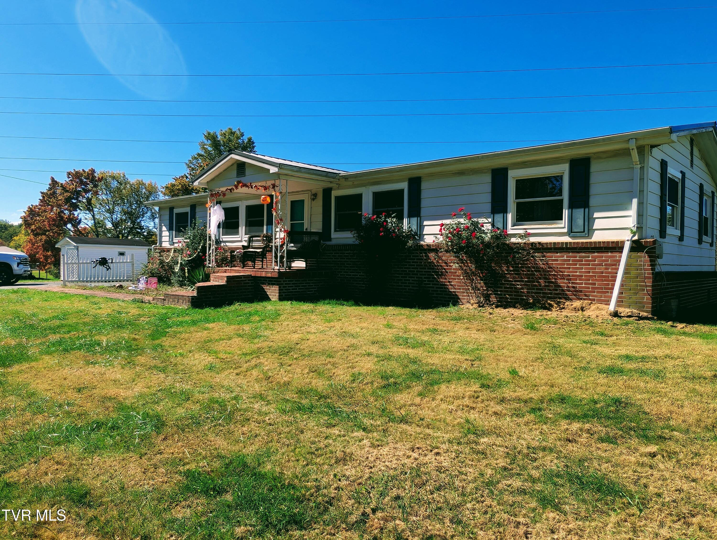 279 State Rte Road Clintwood, VA 24228 - Photo 4 of 36 1000016379