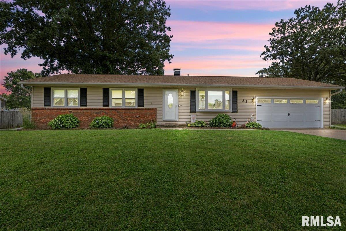 31 Twilight Lane Springfield, IL 62712 - Photo 1 of 43