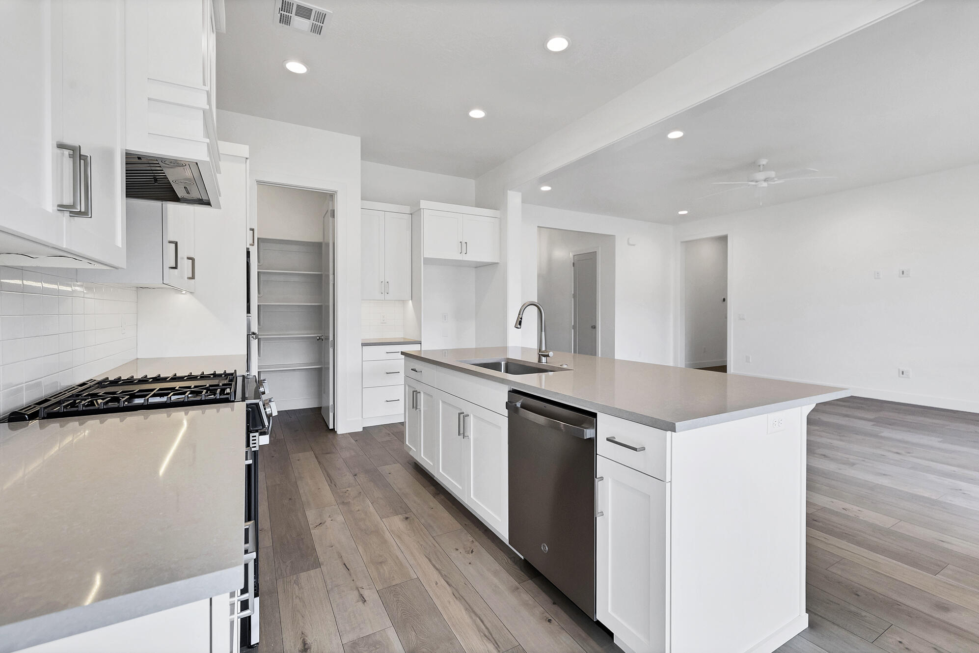 82 Milan Lane St. George, UT 84790 - Photo 13 of 27 _B2A9225