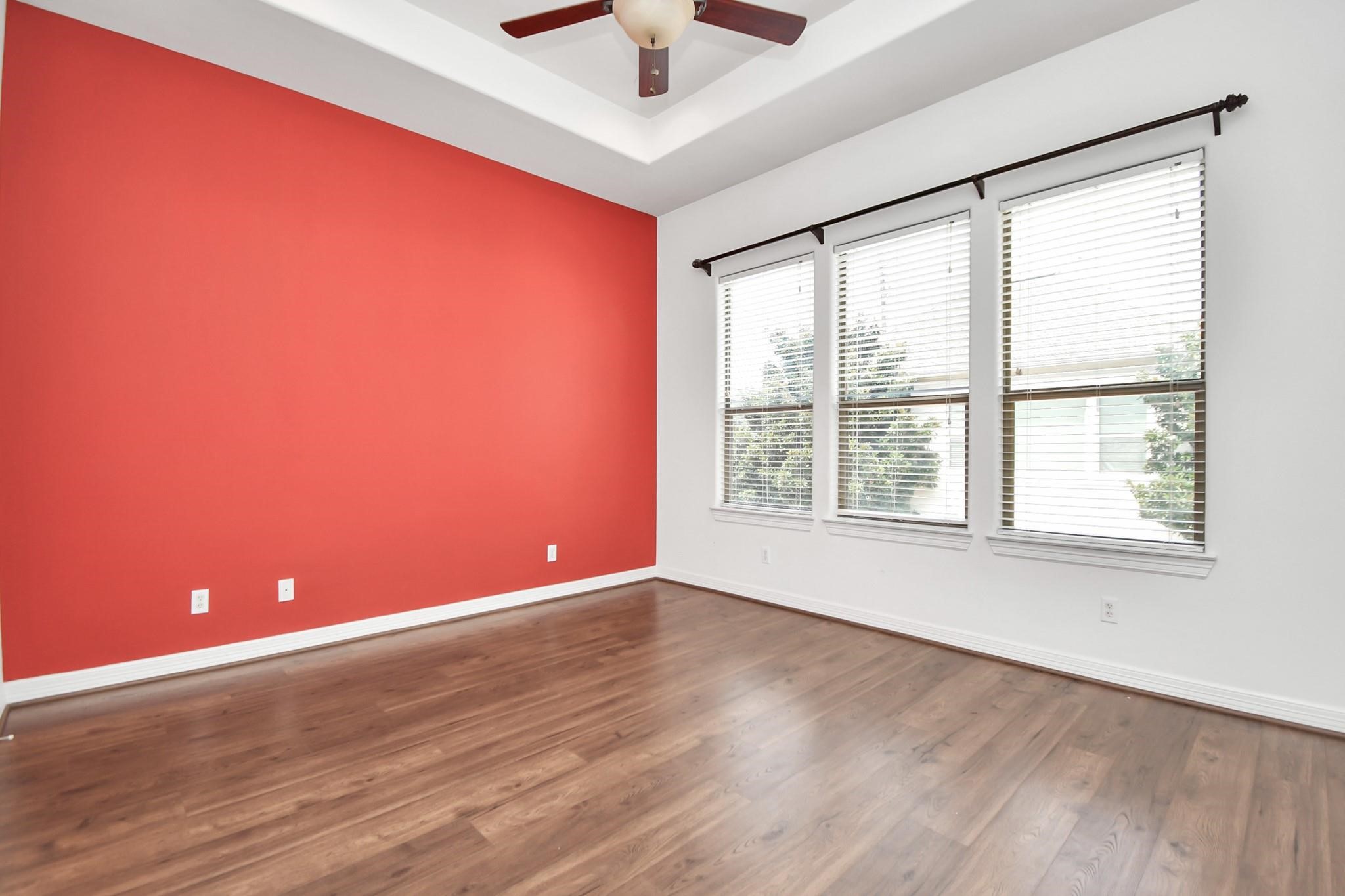3900 Center Street Houston, TX 77007 - Photo 18 of 25 Pictures are from previous listing