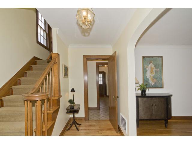 162 South Remington Road Columbus, OH 43209 - Photo 3 of 25