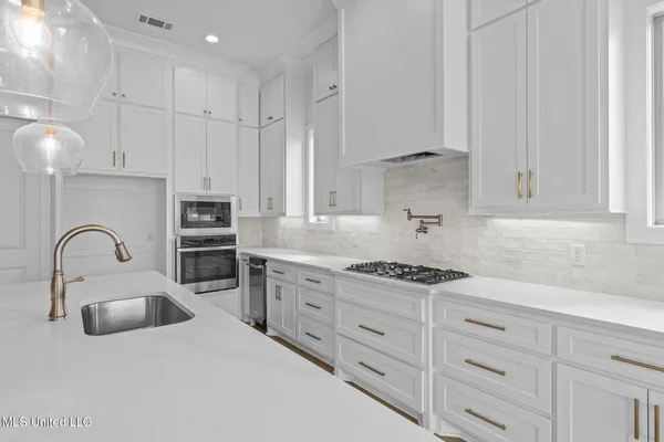 $699,900 | 103 Charleston Circle, Madison, MS 39110