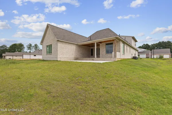 $699,900 | 103 Charleston Circle, Madison, MS 39110