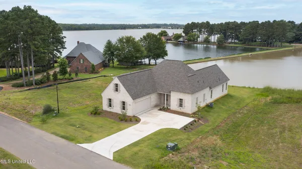 $699,900 | 103 Charleston Circle, Madison, MS 39110