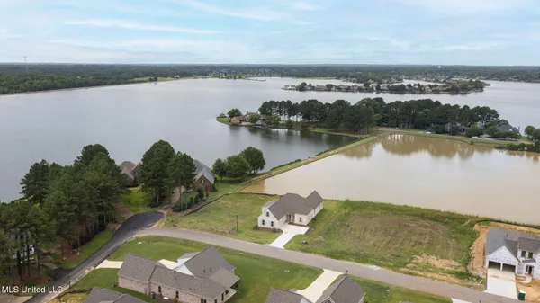 $699,900 | 103 Charleston Circle, Madison, MS 39110