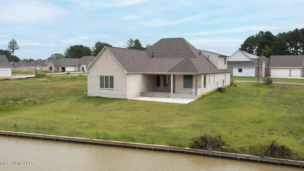 $699,900 | 103 Charleston Circle, Madison, MS 39110