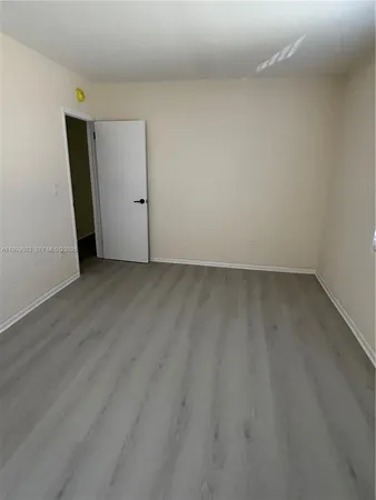 $2,800 | 8530 Crespi Boulevard, Unit 8520, Miami Beach, FL 33141