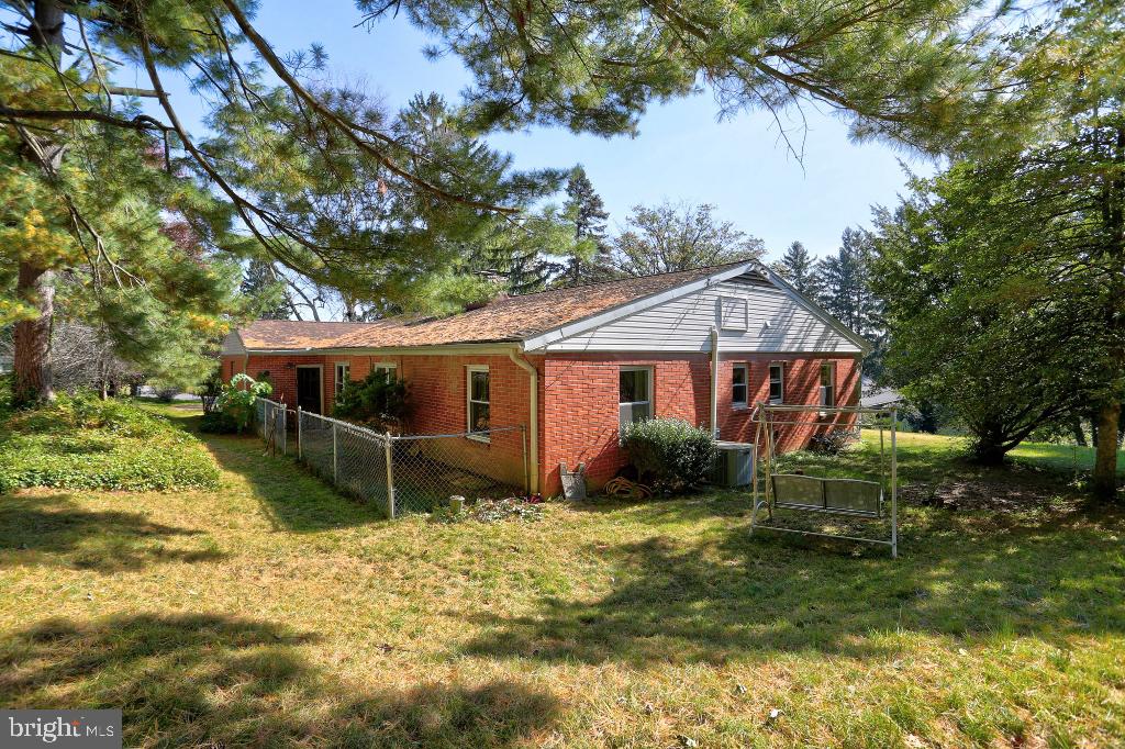 101 Circle Road Lancaster, PA 17601 - Photo 25 of 26 Gallery Image 25