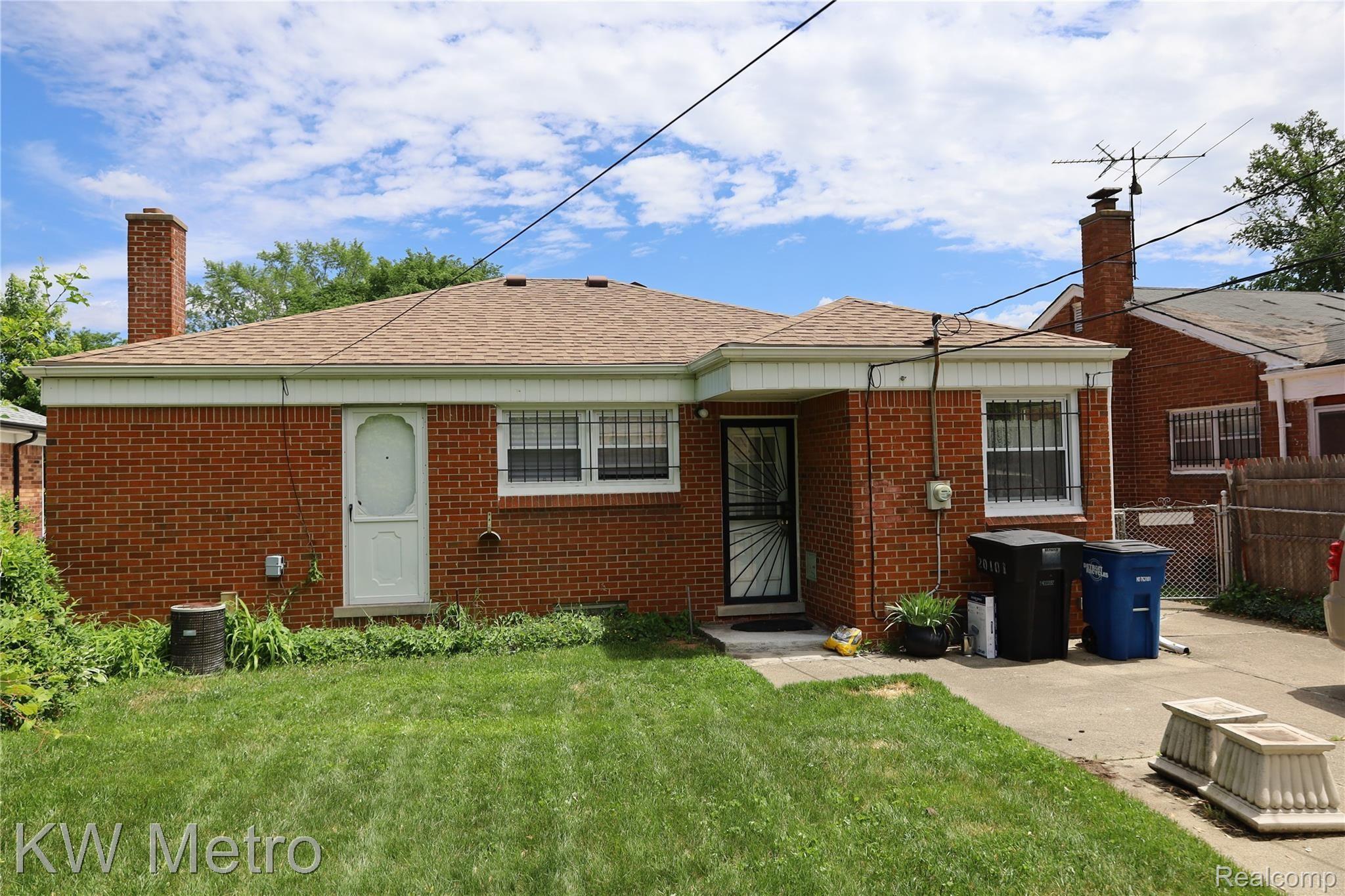 20101 Trinity Street Detroit, MI 48219 - Photo 12 of 12 IMG_5304.JPG