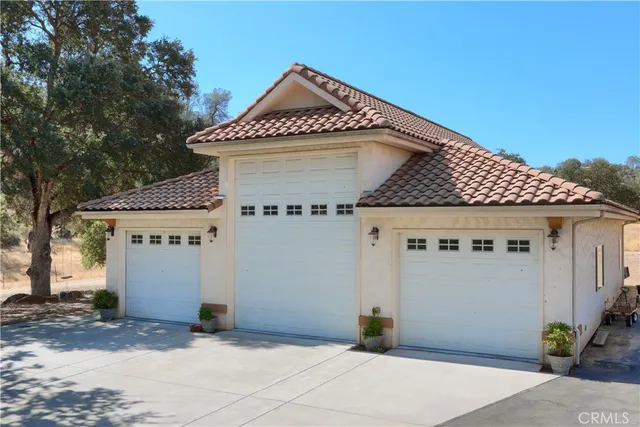 $1,999,950 | 1087 Ben Hur Road, Raymond, CA 93653