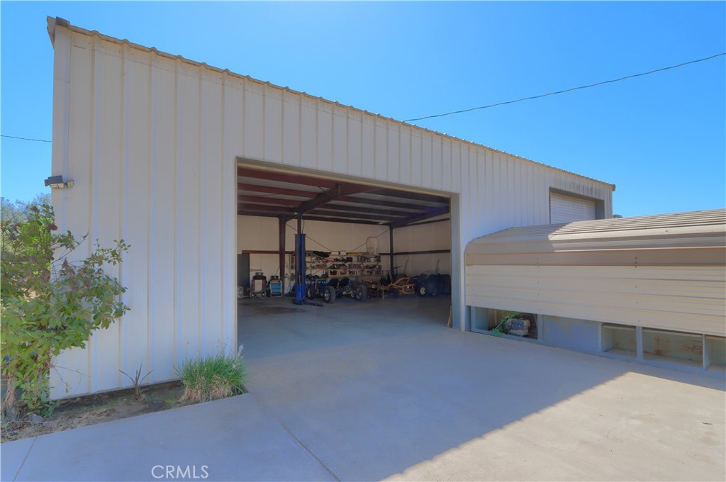 1087 Ben Hur Road Raymond, CA 93653 - Photo 70 of 75 2000 sq ft workshop