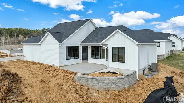 $645,000 | 149 Hvn Rdg Court, Dardenne Prairie, MO 63368