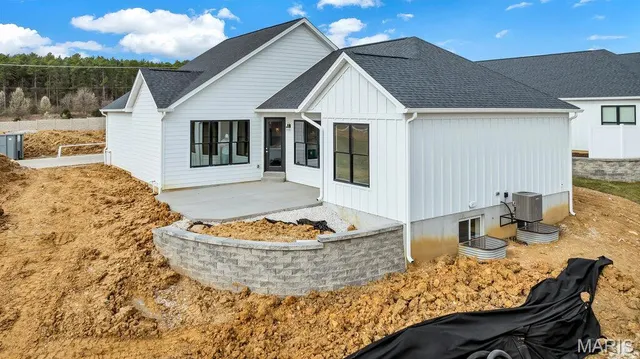 $645,000 | 149 Hvn Rdg Court, Dardenne Prairie, MO 63368