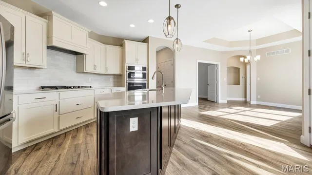 $645,000 | 149 Hvn Rdg Court, Dardenne Prairie, MO 63368