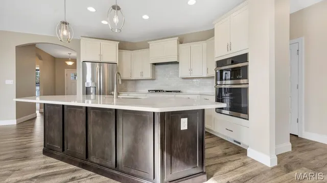 $645,000 | 149 Hvn Rdg Court, Dardenne Prairie, MO 63368