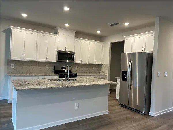 $3,200 | 6907 Winchester Place, Fairburn, GA 30213