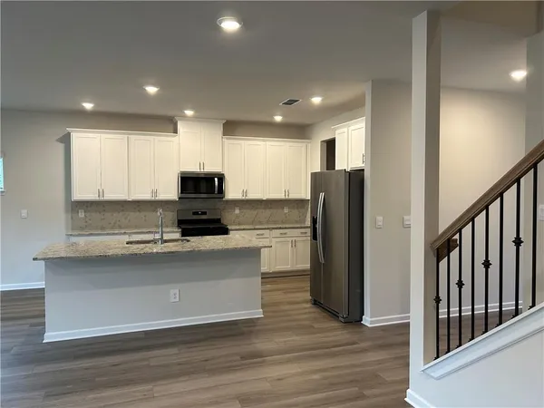 $3,200 | 6907 Winchester Place, Fairburn, GA 30213