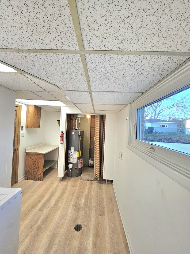 7434 Emerson Street Morton Grove, IL 60053 - Photo 32 of 43 a view of a living room