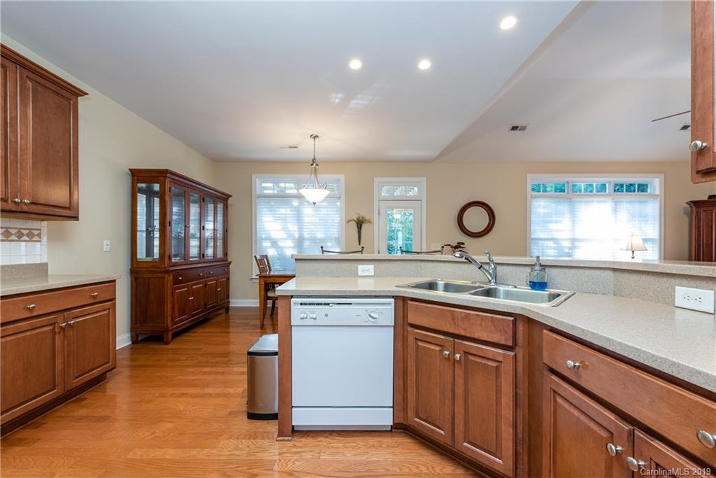 1617 Privette Road Matthews, NC 28105 - Photo 6 of 30 Gallery Image 6