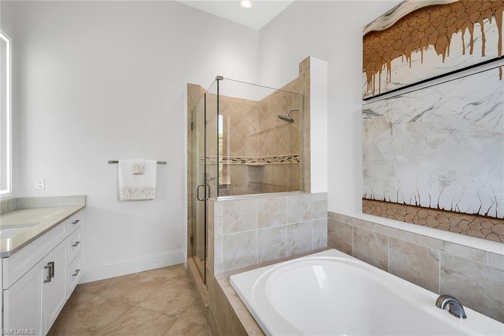 1004 7th Street South Naples, FL 34102 - Photo 10 of 14