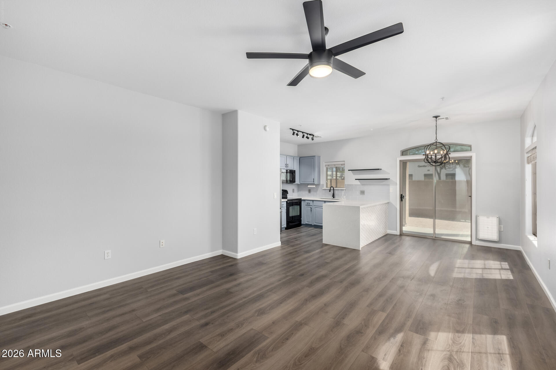 1350 South Greenfield Road, Unit 1187 Mesa, AZ 85206 - Photo 4 of 33 04 - Greenfield