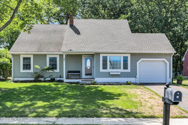 $649,900 | 35 Lisa Drive, Hazlet, NJ 07730