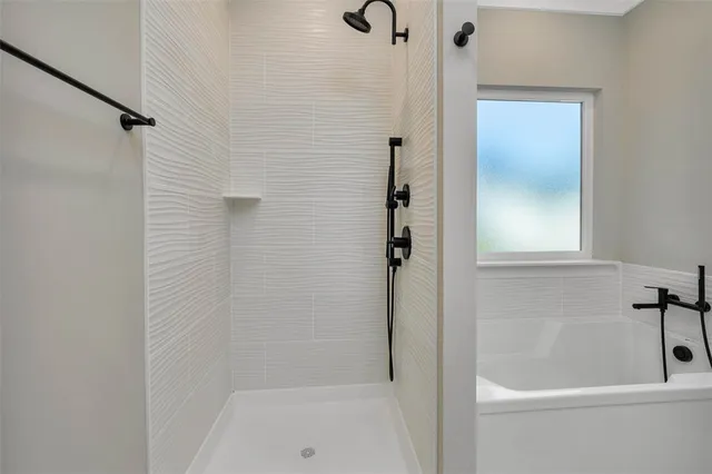 $325,000 | 505 Madison Street, Darien, GA 31305