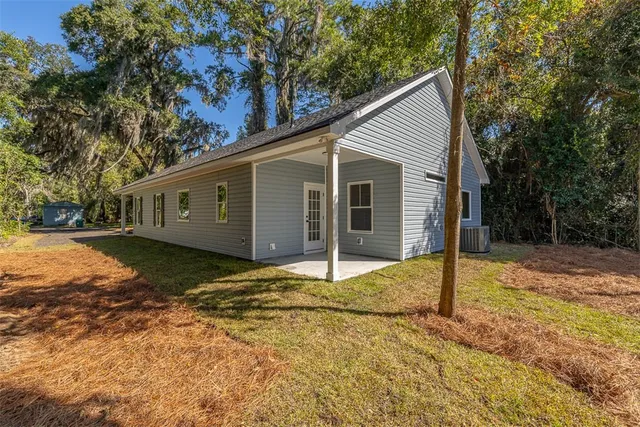 $325,000 | 505 Madison Street, Darien, GA 31305