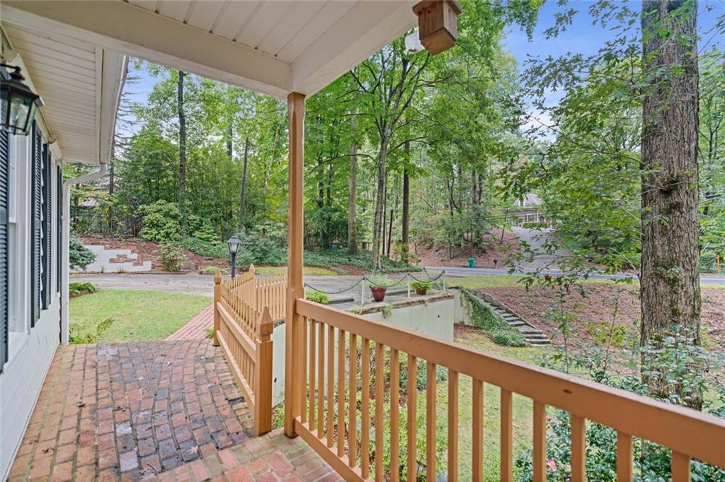 260 Burdette Road Northwest Sandy Springs, GA 30327 - Photo 57 of 59 Gallery Image 57