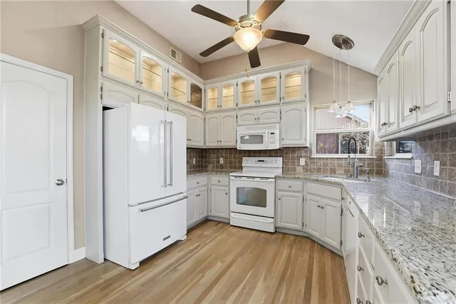 $365,000 | 1200 West 10th Avenue, Kearney, MO 64060