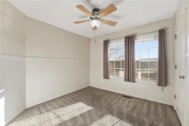 $365,000 | 1200 West 10th Avenue, Kearney, MO 64060