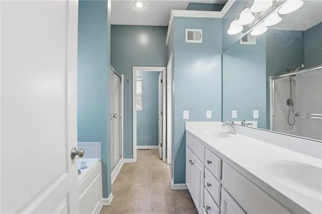 $365,000 | 1200 West 10th Avenue, Kearney, MO 64060