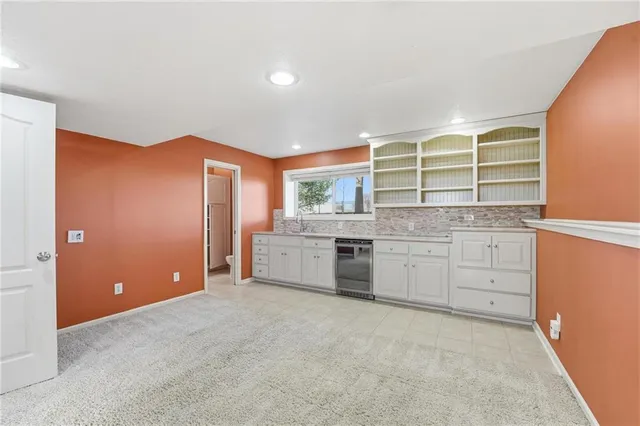 $365,000 | 1200 West 10th Avenue, Kearney, MO 64060