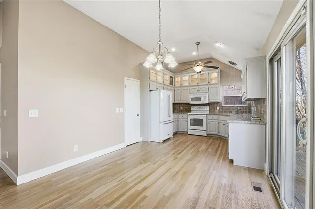 $365,000 | 1200 West 10th Avenue, Kearney, MO 64060