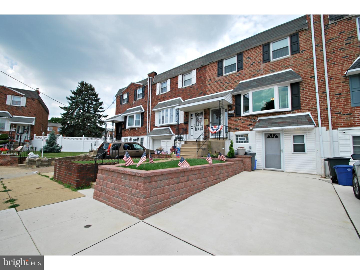 12456 Balston Road Philadelphia, PA 19154 - Photo 2 of 25