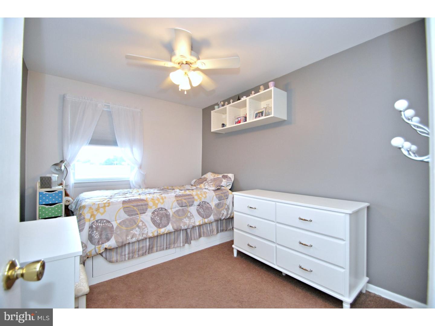 12456 Balston Road Philadelphia, PA 19154 - Photo 20 of 25 Bedroom 3