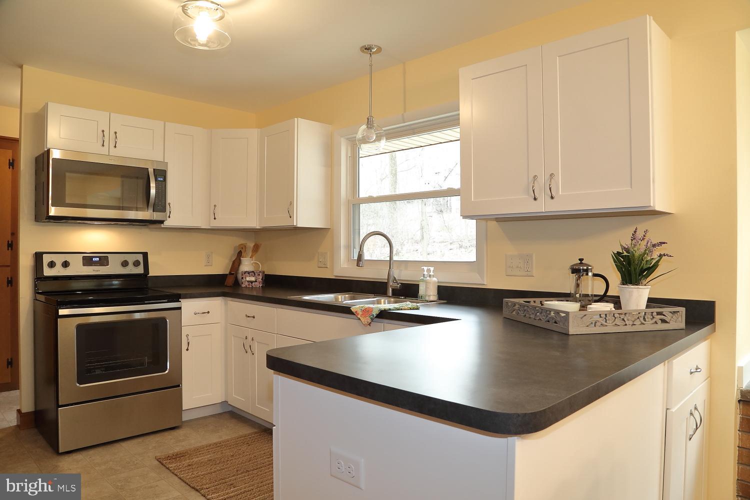 2606 Spring Valley Road Lancaster, PA 17601 - Photo 9 of 36 Gallery Image 9