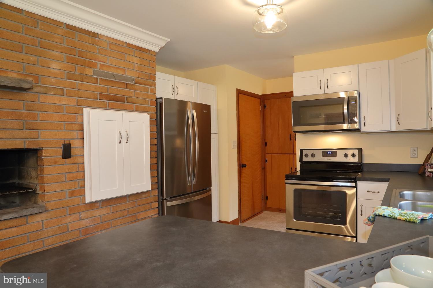 2606 Spring Valley Road Lancaster, PA 17601 - Photo 10 of 36 Gallery Image 10