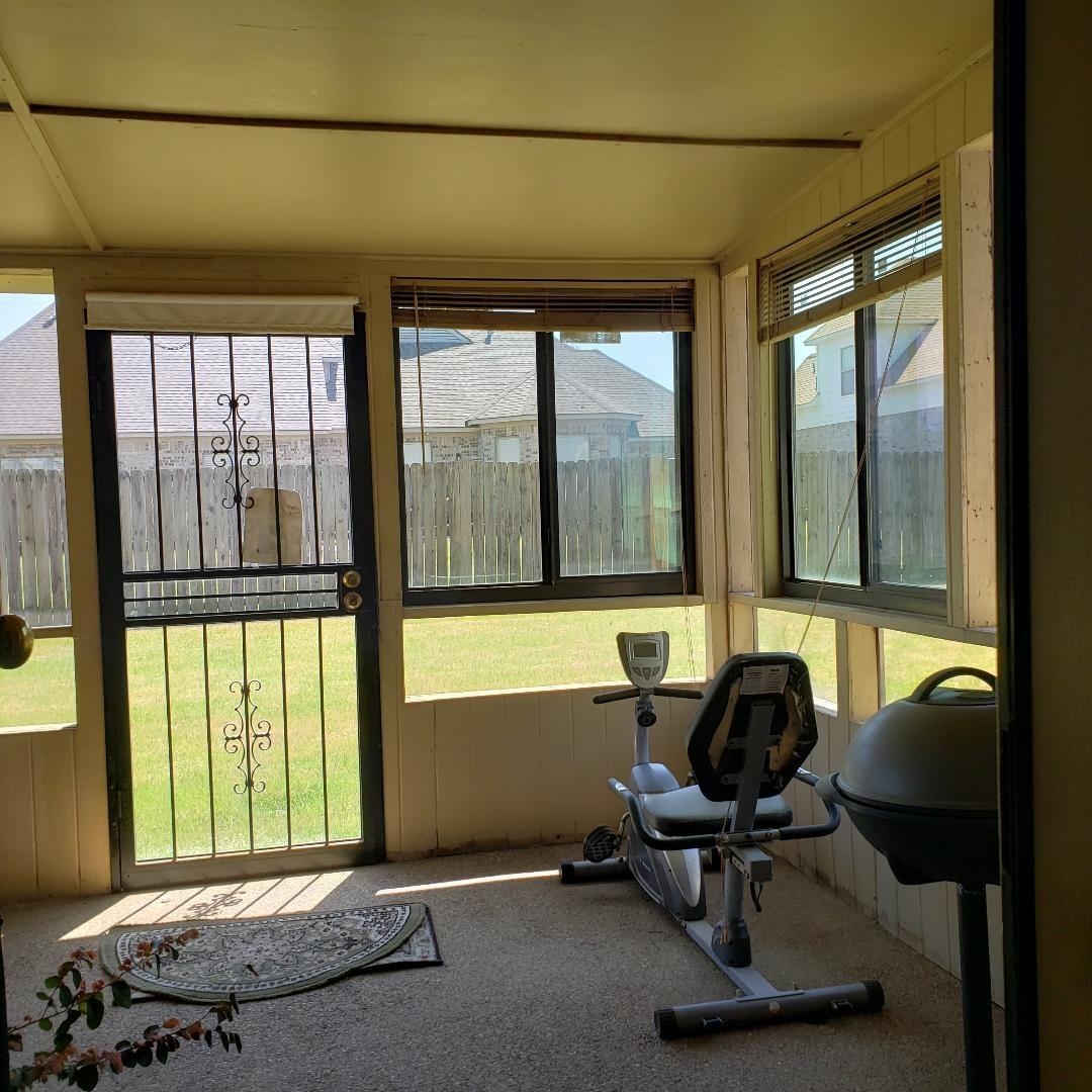 8483 Boothes Ridge Drive Memphis, TN 38125 - Photo 20 of 38 View of workout area