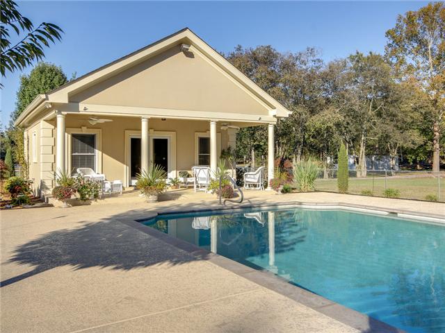 639 Fellowship Road Mount Juliet, TN 37122 - Photo 15 of 17 Gunite saltwater pool with diving board and a very nice pool house.