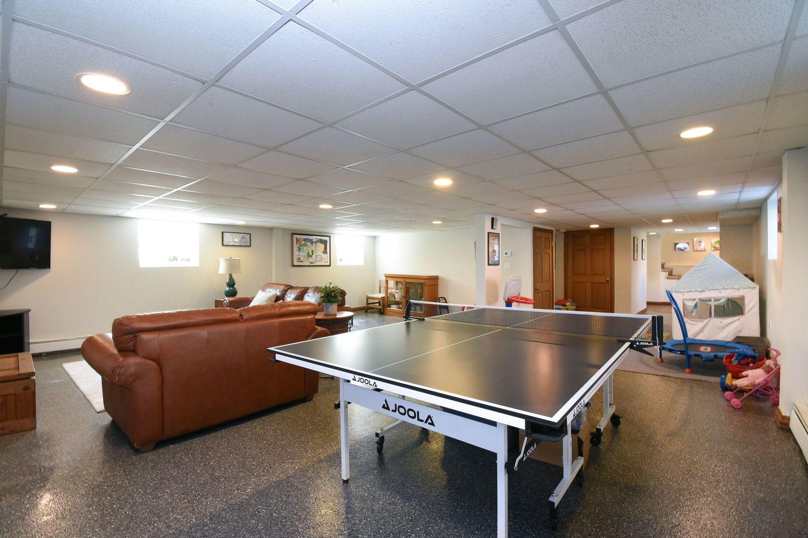 349 Blackhawk Road Riverside, IL 60546 - Photo 25 of 35