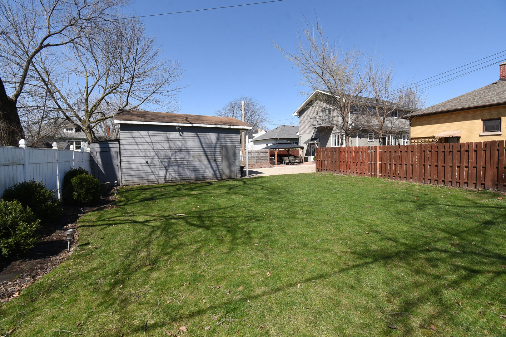 349 Blackhawk Road Riverside, IL 60546 - Photo 28 of 35