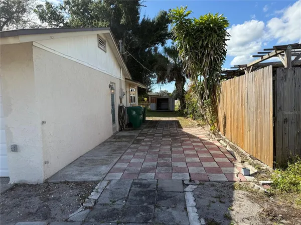 $1,595 | 580 Skylark Lane Northwest, Port Charlotte, FL 33952
