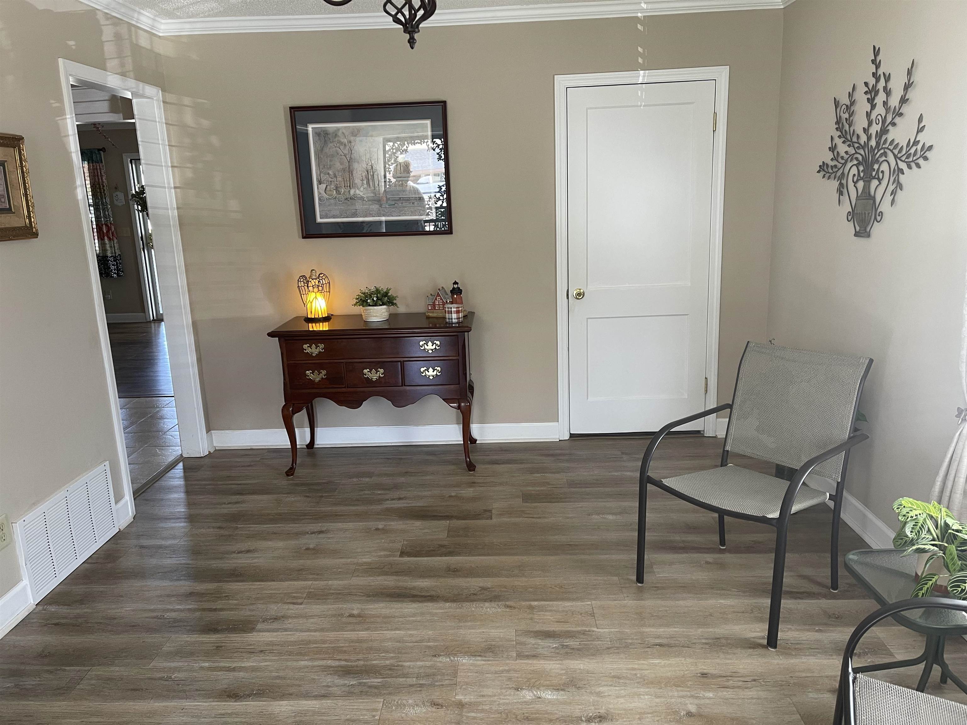 2346 Imogene Street Memphis, TN 38114 - Photo 2 of 16 a view of a workspace with furniture