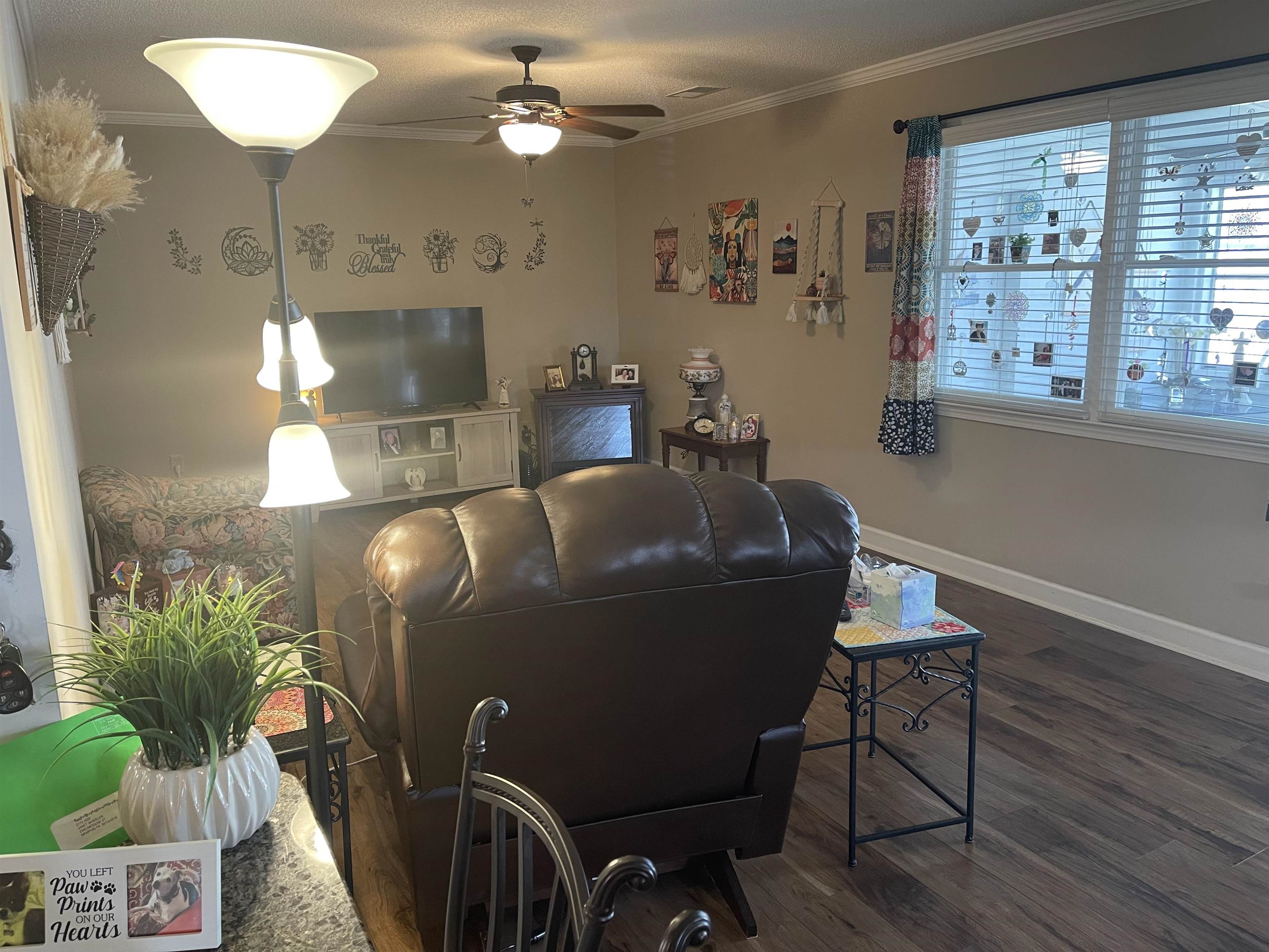 2346 Imogene Street Memphis, TN 38114 - Photo 5 of 16 a living room with furniture and a window
