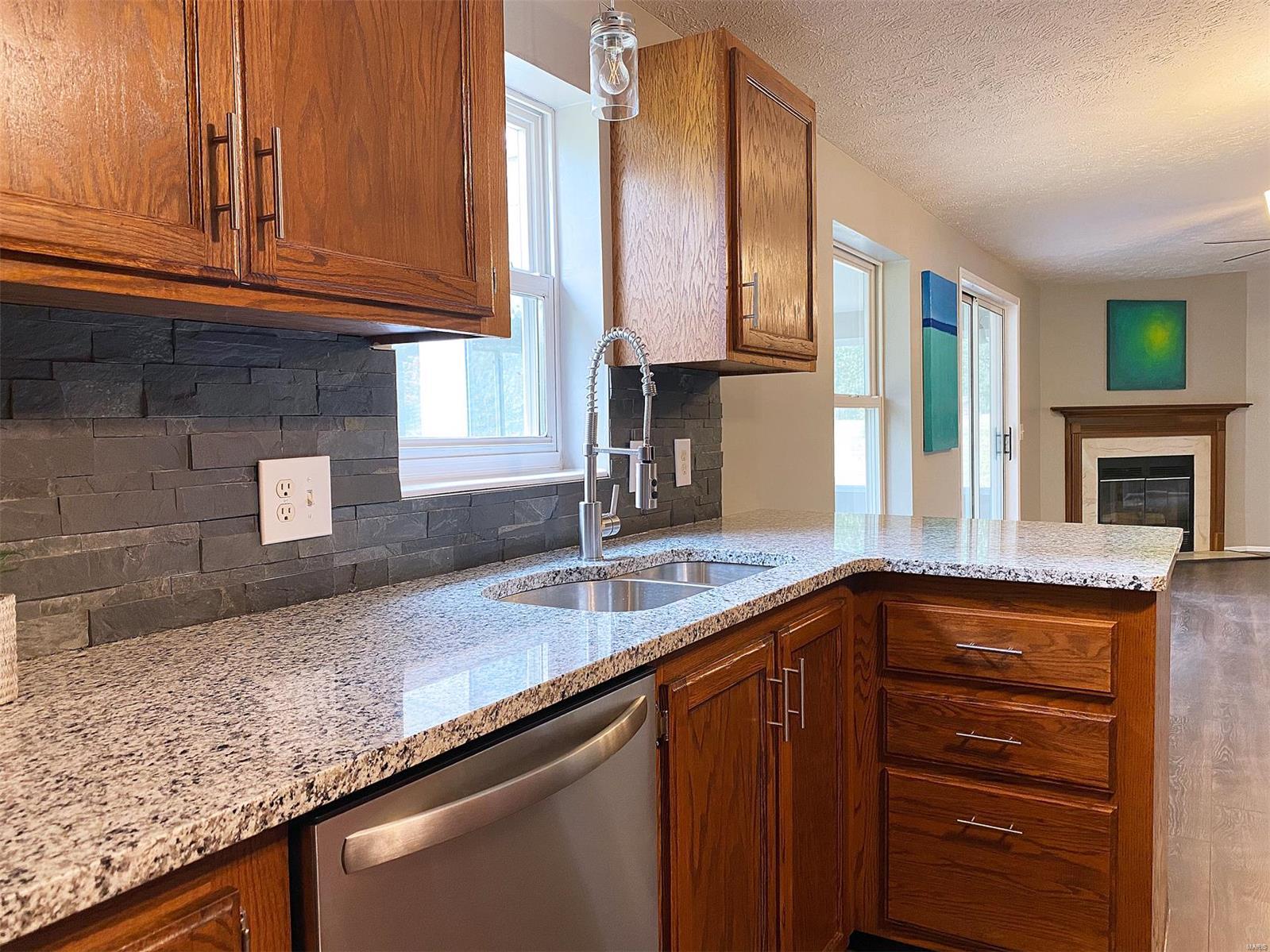 7305 Bethalto Road Bethalto, IL 62010 - Photo 11 of 39