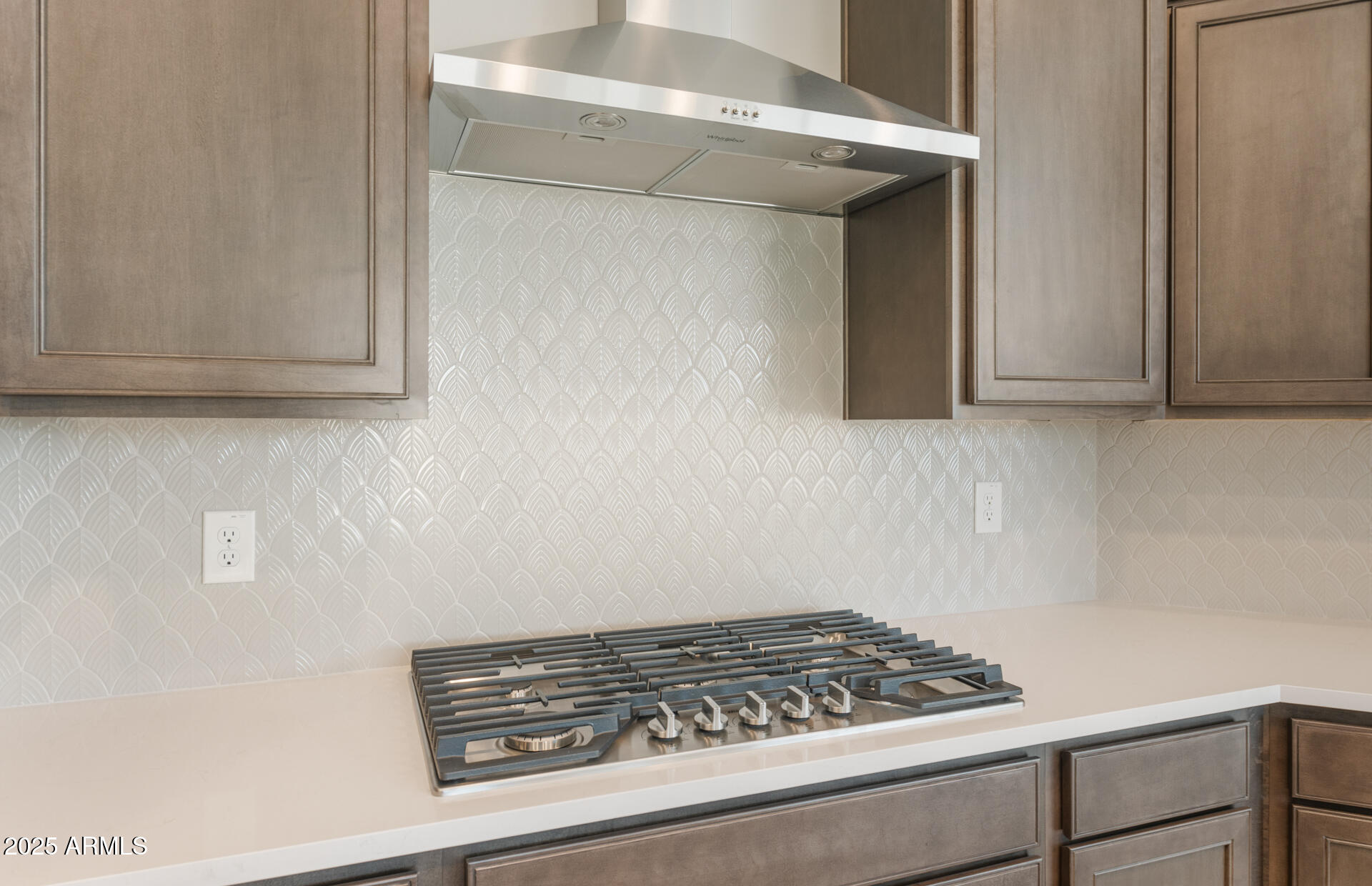 7802 West Mockingbird Way Florence, AZ 85132 - Photo 10 of 34 a close view of stove